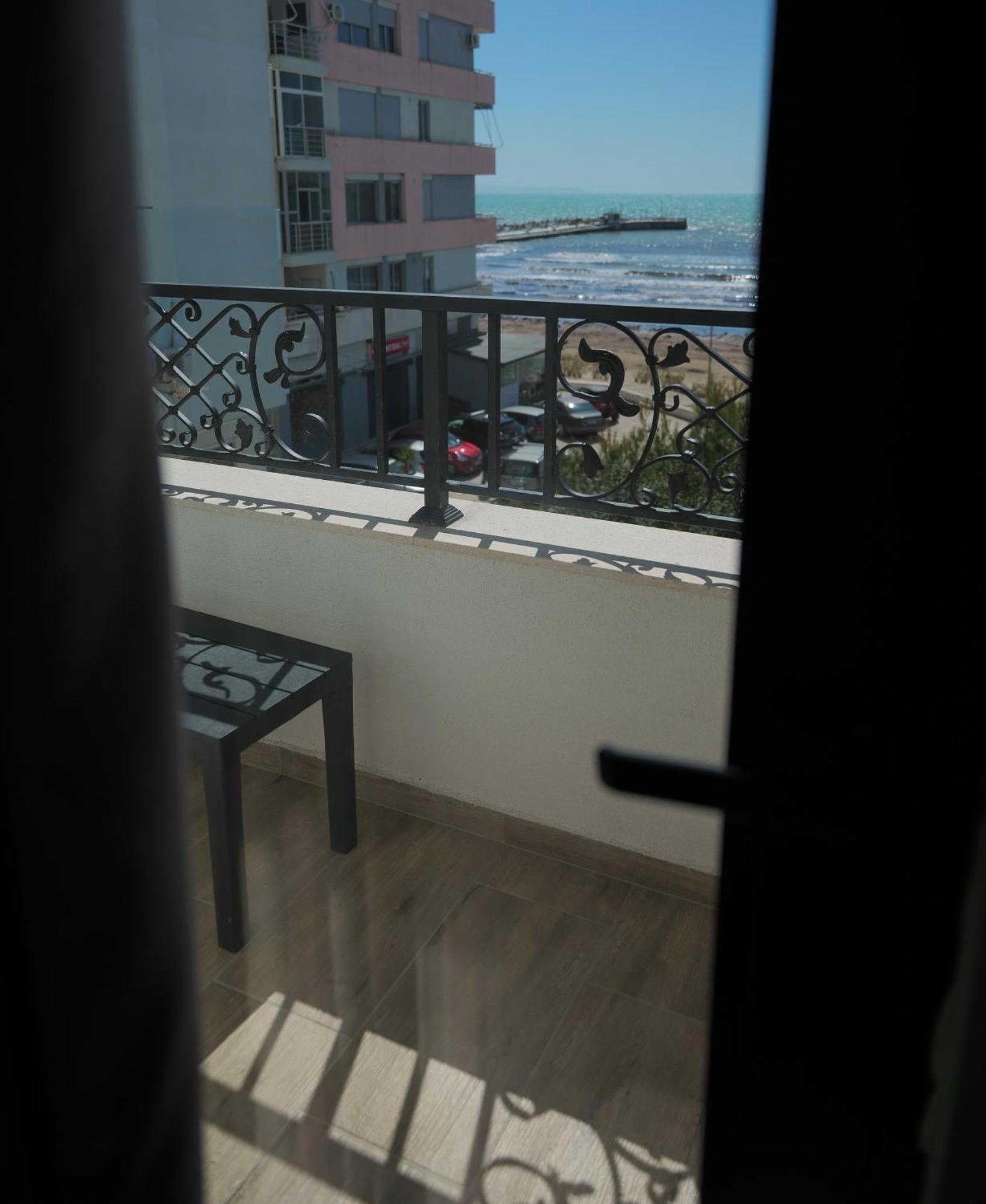 Afa Hotel Durrës Eksteriør billede